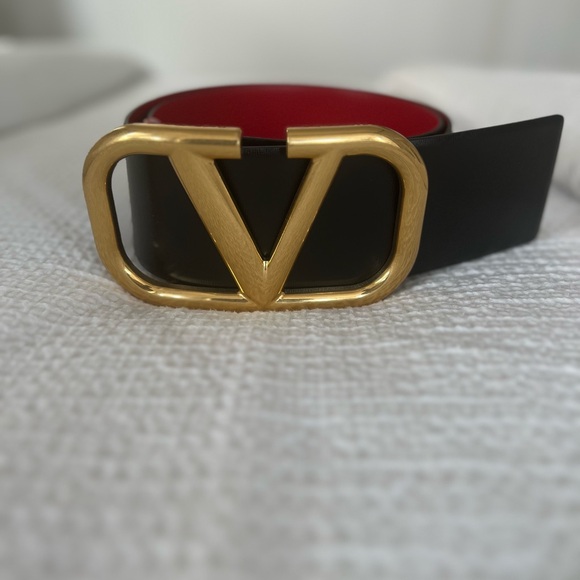 Valentino Garavani reversible vlogo signature belt women 95mm. - Picture 4 of 7